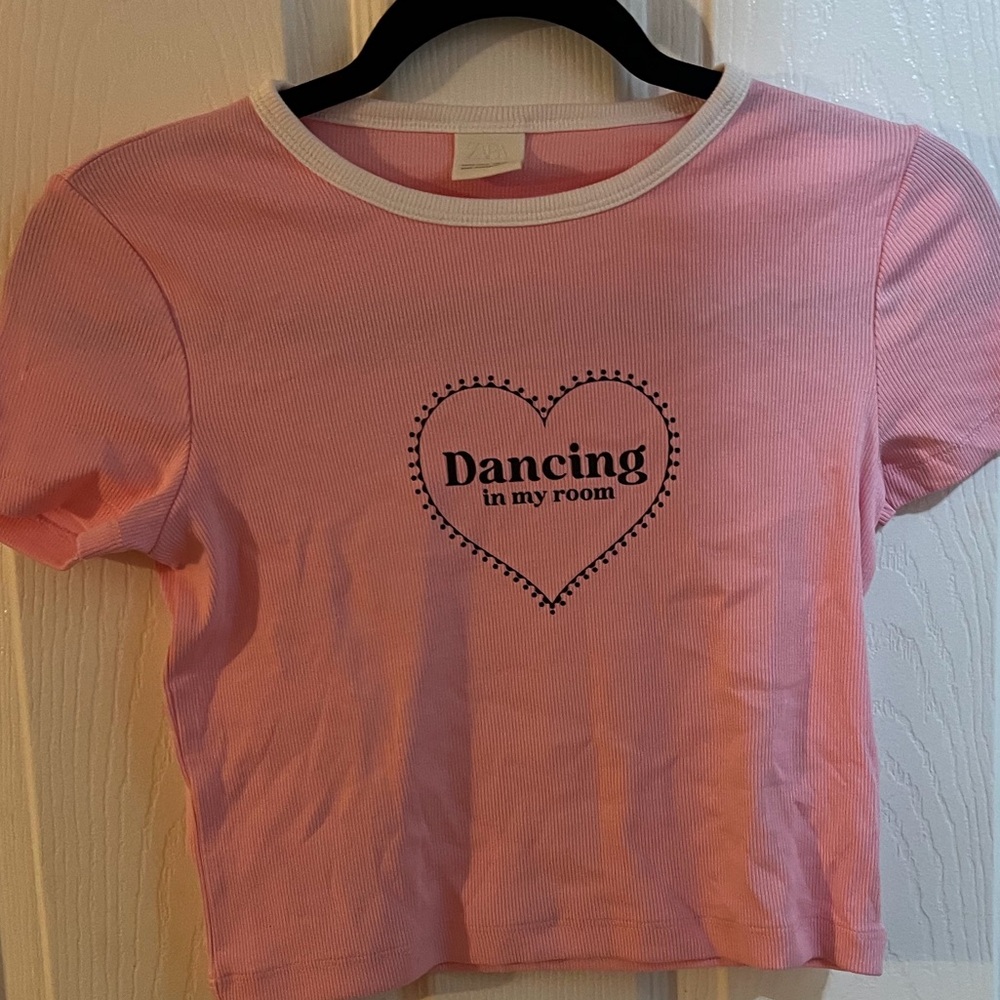 Zara Pink Kids T-Shirt with Heart Graphic